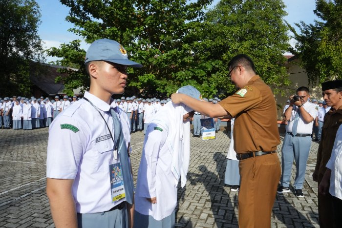 Hari Pertama Sekolah, Kadisdik Sapa Siswa Baru