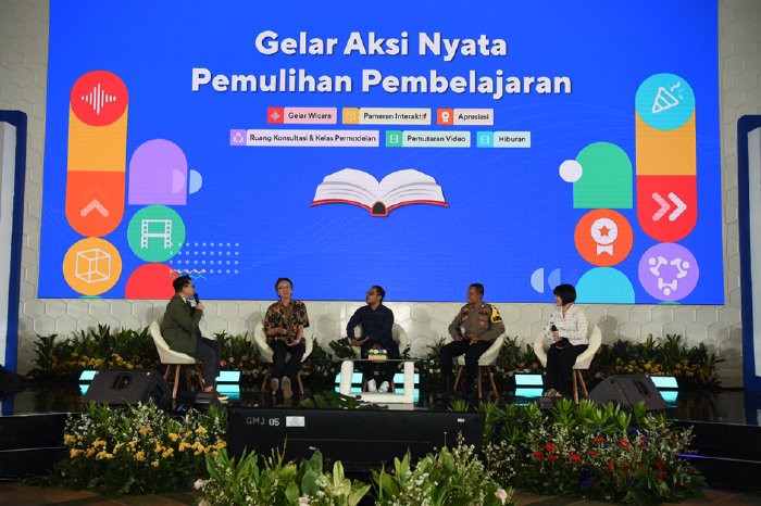 Kisah Inspiratif Para Pejuang Literasi untuk Anak Negeri