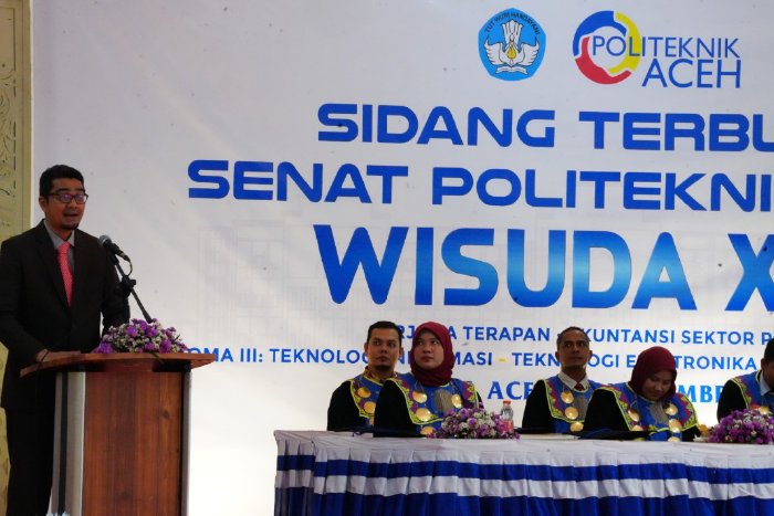 Kadisdik Ajak Lulusan Politeknik Aceh Ciptakan Lapangan Kerja melalui Inovasi Teknologi
