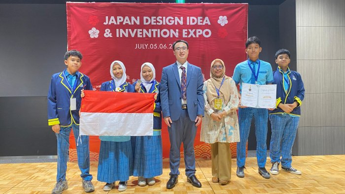 Kadisdik Aceh Apresiasi Prestasi Siswa SMAN 7 dan SMA Labschool Banda Aceh di Ajang Internasional JDIE 2025 di Jepang